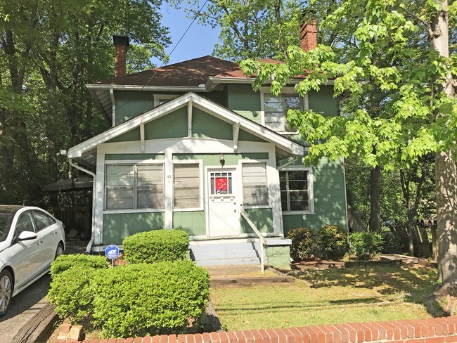Building Photo - 742 Charles Allen Dr NE