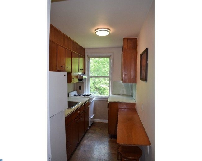 Second floor kitchen - 11 Corbin Ct