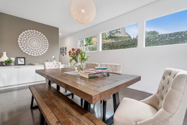 Foto del edificio - 3218 Ibis St