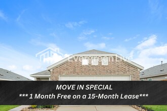 Building Photo - 319 Bush Mdw Ln