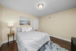 Foto del edificio - 5030 N Moody Ave