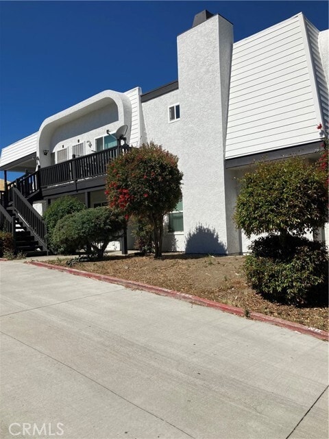 Building Photo - 1023 Oak Dr