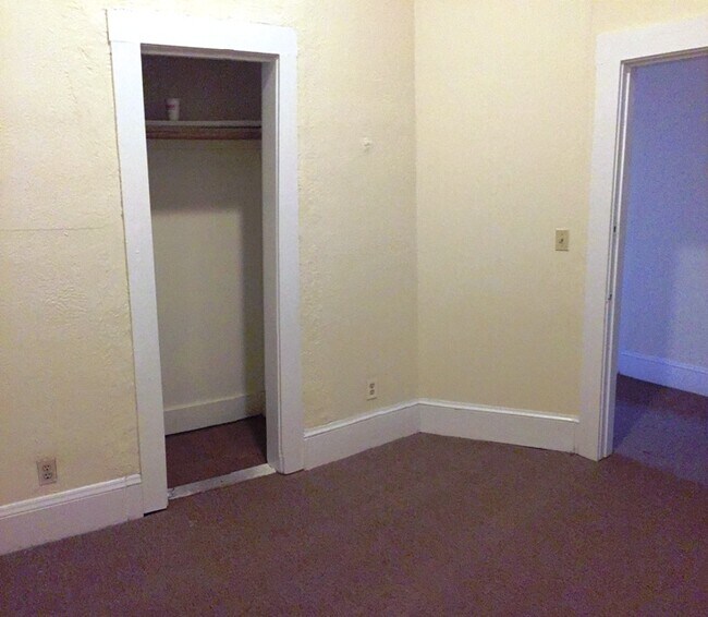 Foto del edificio - 471 Commonwealth Ave