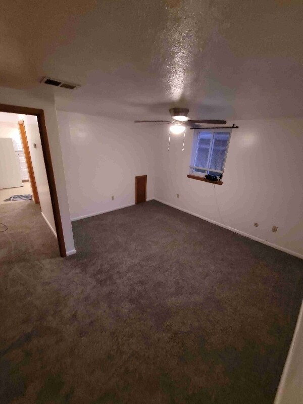 Building Photo - 102 Kline Ave