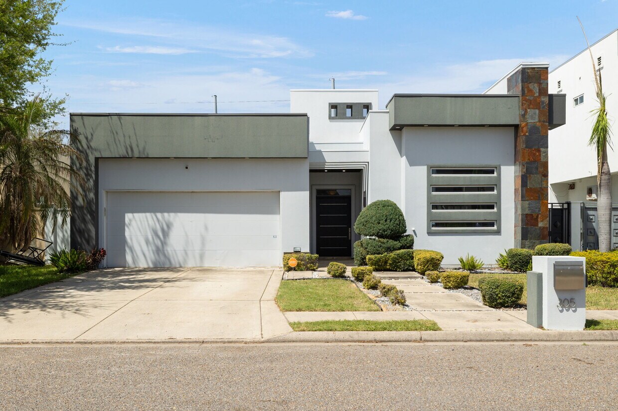 Foto principal - 305 N Mockingbird Ave