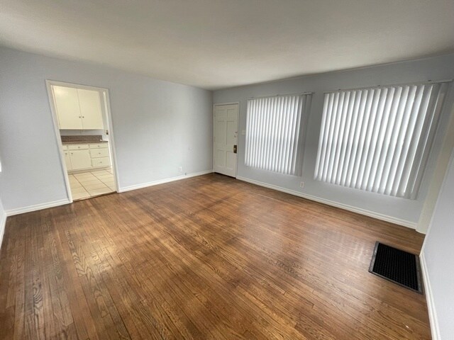 Building Photo - 1303 S Palm Ave
