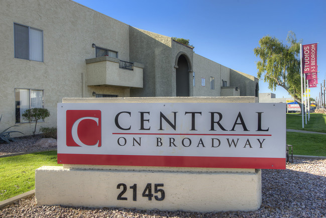 Central On Broadway Apartments Mesa Az