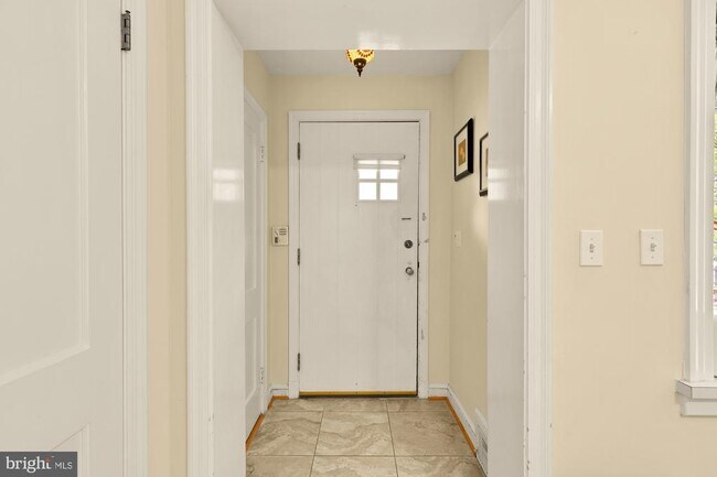 Foto del edificio - 8323 Haddon Dr