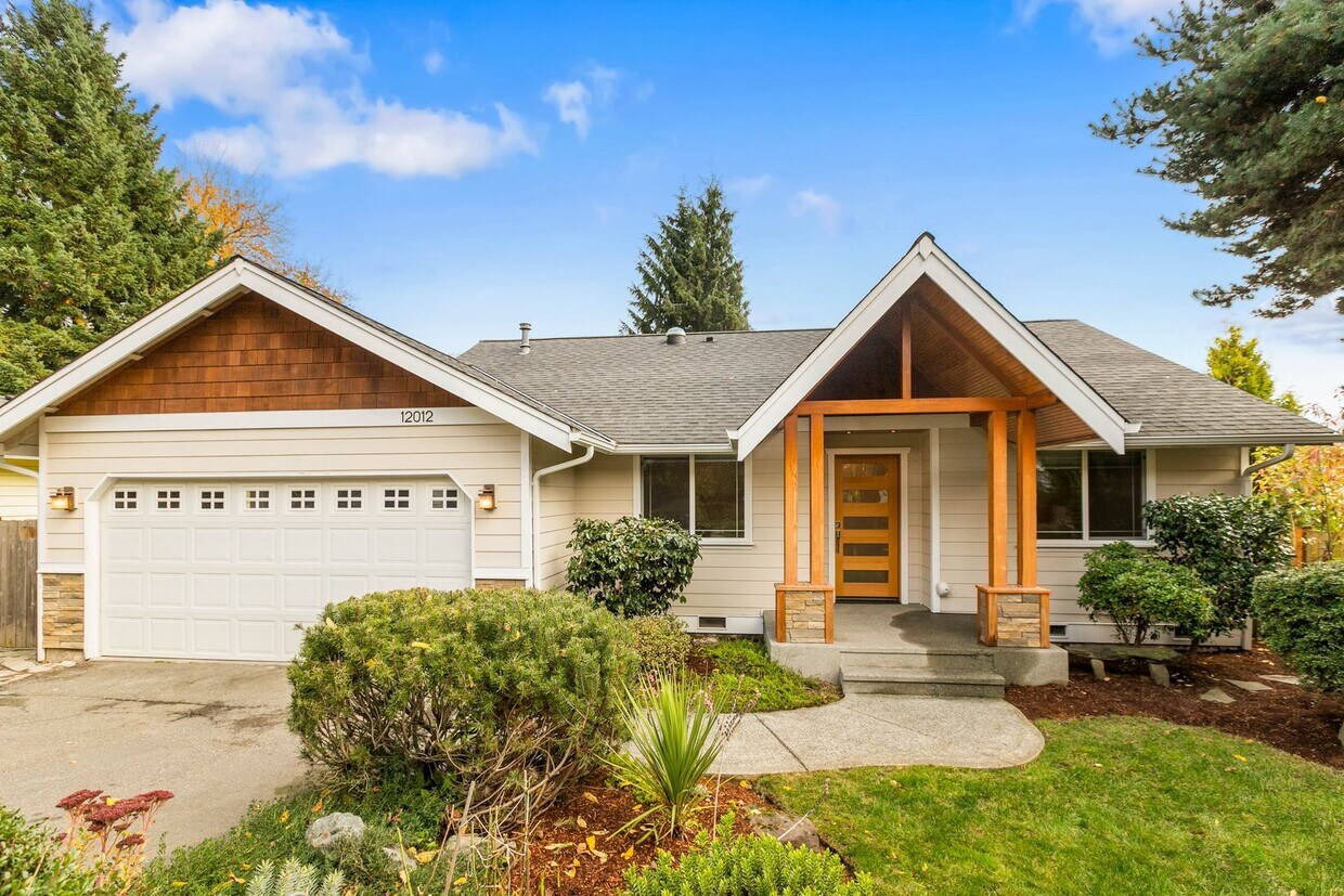 Foto principal - 12012 93rd Ave NE
