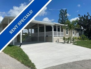 Building Photo - 990 E Orinoco Ave