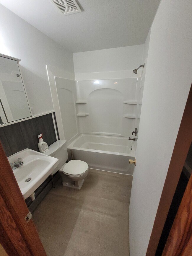 Foto del edificio - 1467 W Villard St
