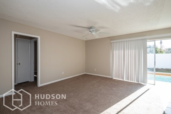 Building Photo - 412 Lochmond Dr