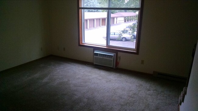 Building Photo - 3206 Brian St