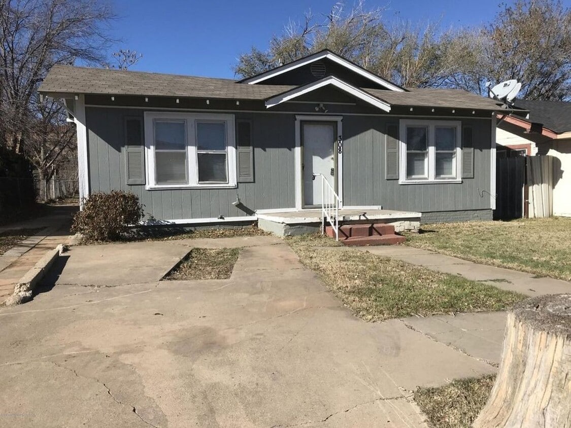 Primary Photo - 308 S Mississippi St
