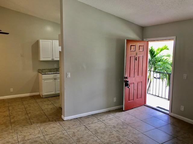 Building Photo - 500 Nottingham Cir