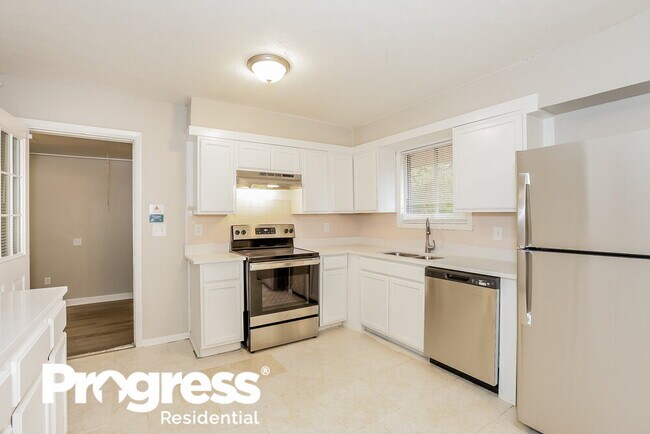 Building Photo - 6468 King George Way
