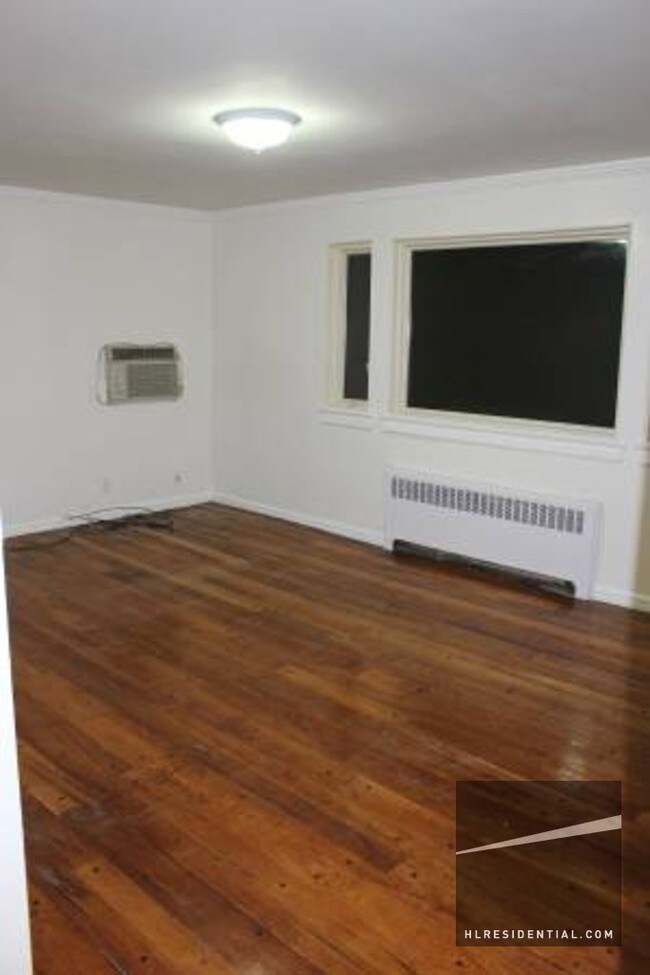 Building Photo - 8934 217th St