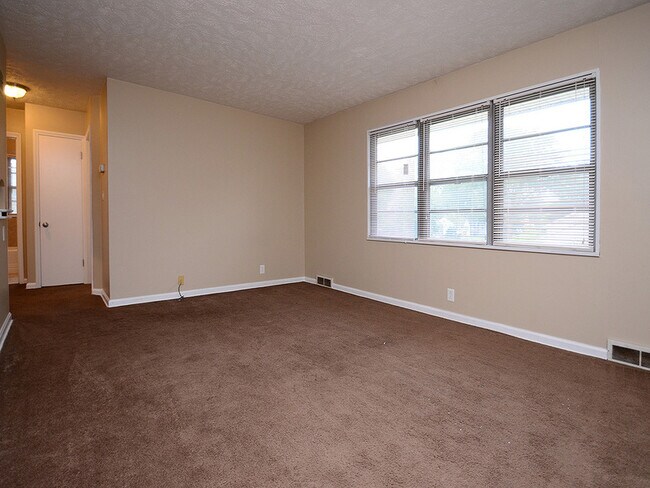 Building Photo - 4915 Mayberry St