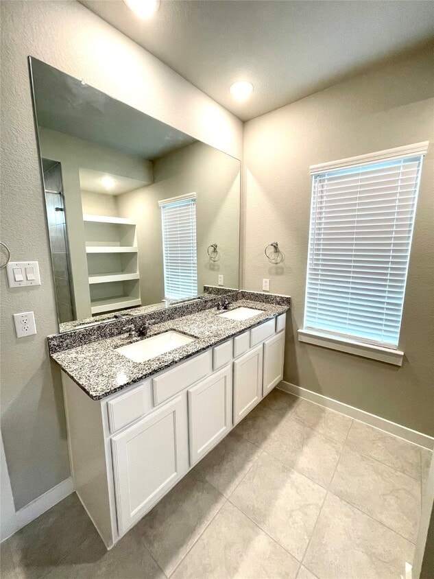 Building Photo - 5026 Mint Orchard Dr