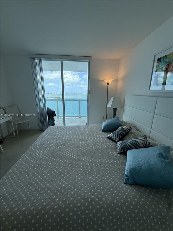 Foto del edificio - 1800 N Bayshore Dr