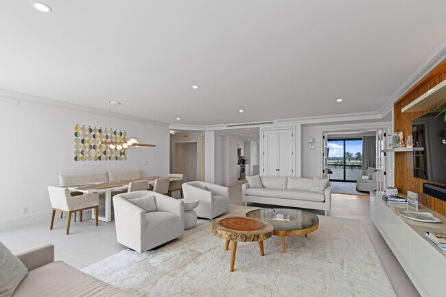 Building Photo - 3120 S Ocean Blvd