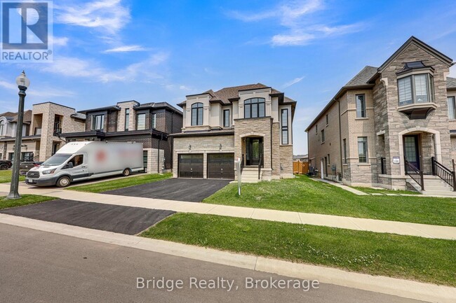 Photo du bâtiment - 1343 Upper Thames Dr