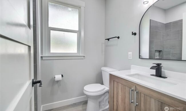 Building Photo - 3577 E J St