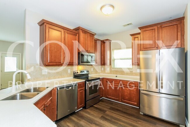 Building Photo - Must-See in Grovetown!