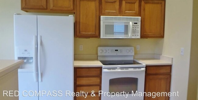 Building Photo - Bright & Modern 2-Bedroom Townhome with Op...