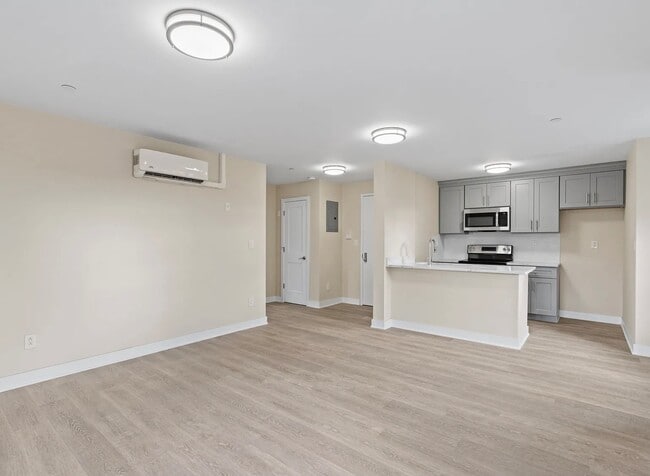 Foto del edificio - 900 Palmer Rd