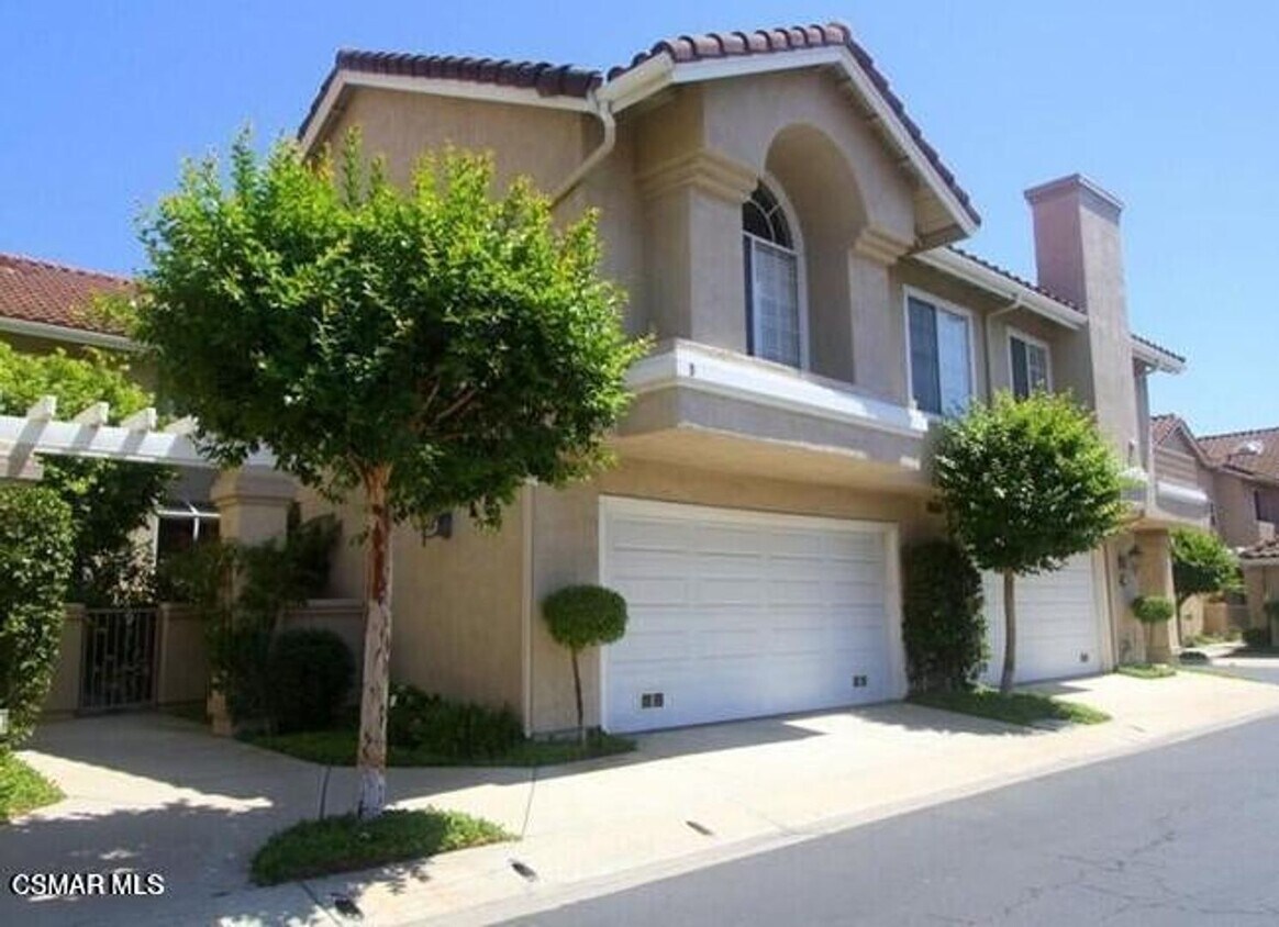 Primary Photo - Located in beautiful Wood Ranch, this home...