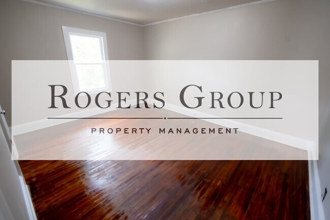 Foto del edificio - #391*** - Turner Ave Duplex