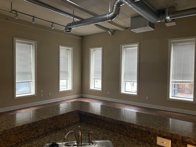 Foto del edificio - Ivory Lofts