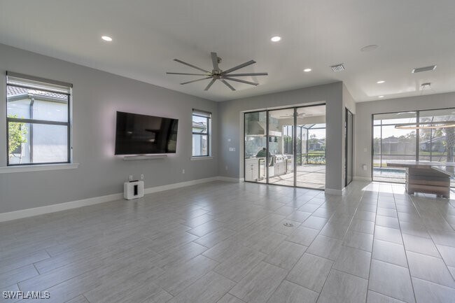 Primary Photo - 6775 Winding Cypress Dr