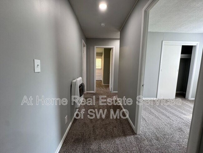 Foto del edificio - 2626 W Page St