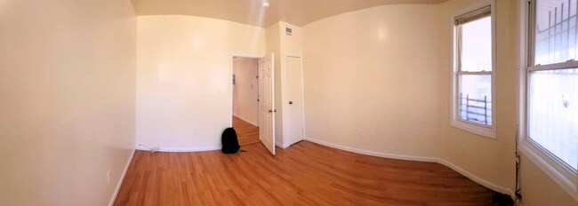 Foto del edificio - 3 bedroom in Newark NJ 07112