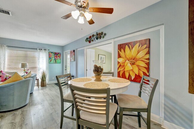 Foto del edificio - 3181 SE Pruitt Rd