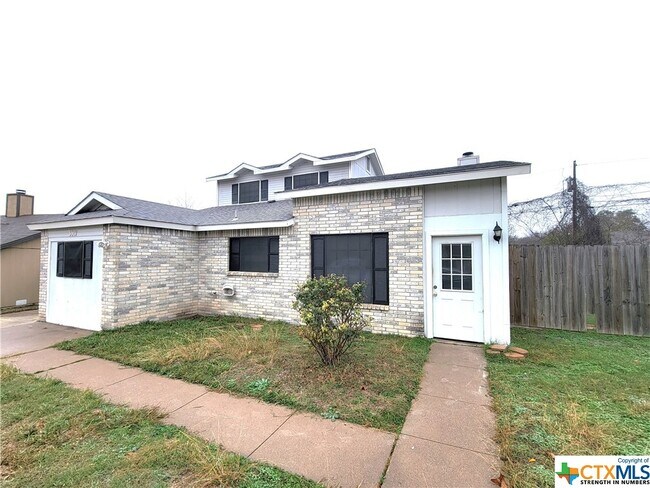 Foto del edificio - 3901 Pickwick Ln