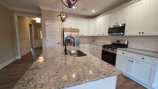 Building Photo - 3218 Benvill Ct