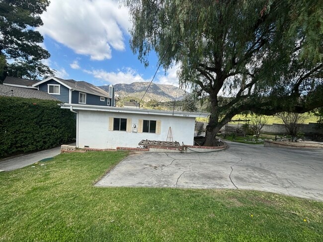 Building Photo - 7649 Airlie Dr