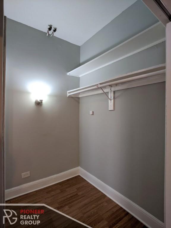 Building Photo - 0 bedroom in CHICAGO IL 60613