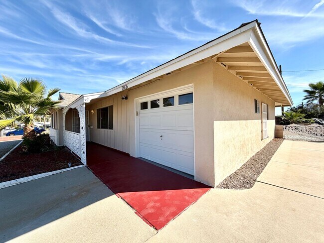 Foto del edificio - Low-Maintenance 2 Bed 2 Bath Home with Enclosed Patio in Sun City 55+ Community