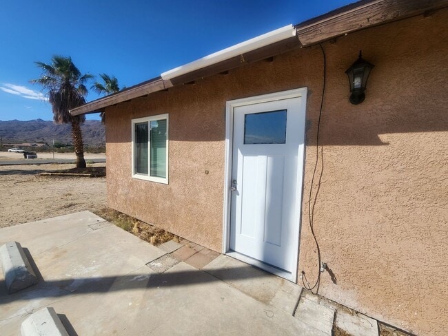 Building Photo - 74052 Pinon Dr