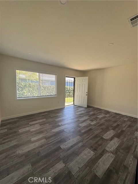 Foto del edificio - 323 E Olive Ave