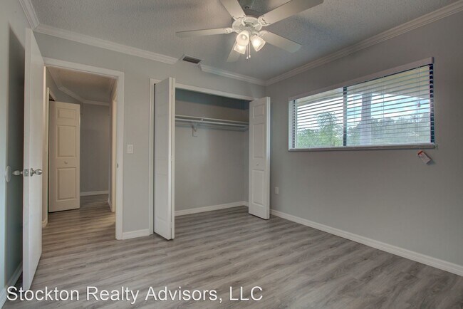Building Photo - 3400 S Beneva Rd
