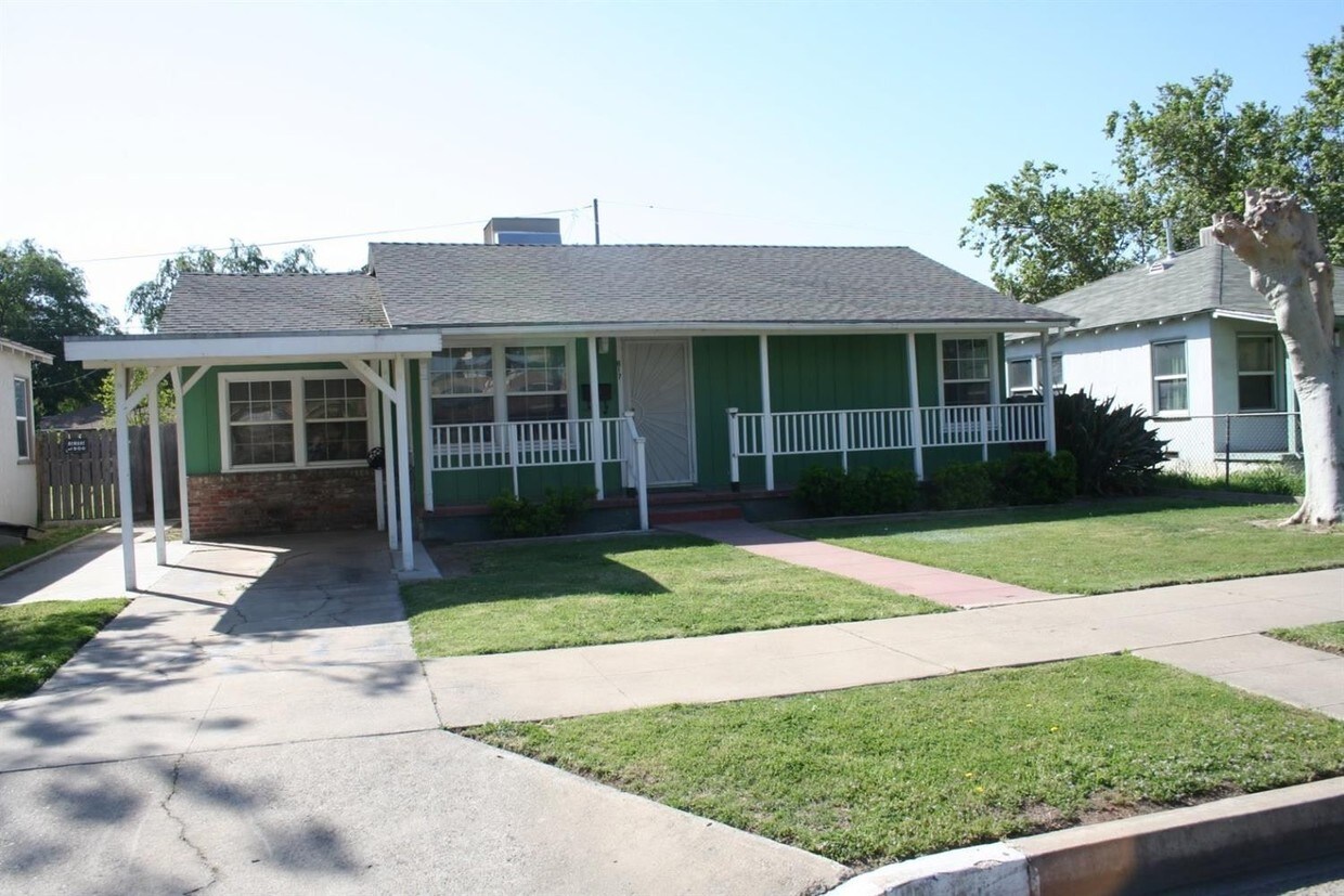 3 br 2 bath house 817 sonoma ave house for rent in chowchilla ca apartments com
