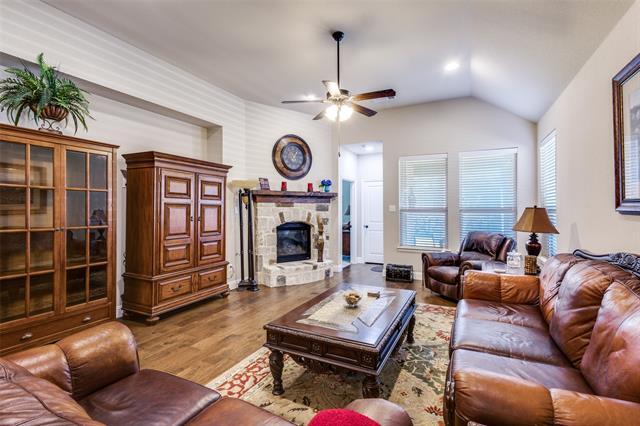 Foto del edificio - 2204 Yorktown Dr