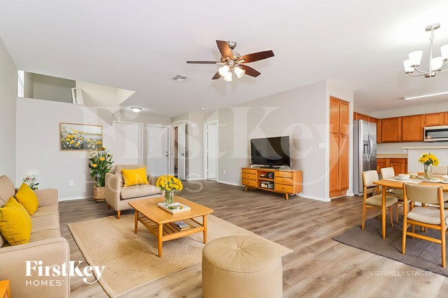 Building Photo - 12214 W Flores Dr