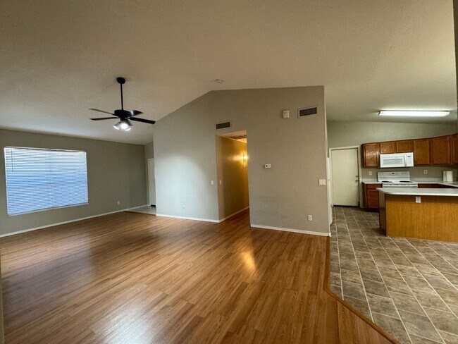 Building Photo - 3 Bedroom - 2 Bath - 1395 Sq. Ft. Home in ...