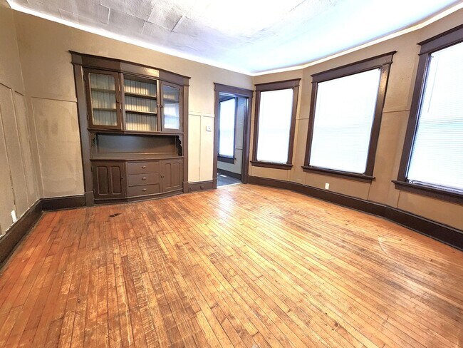 Foto del edificio - 3156-3158-3158 N 1st St